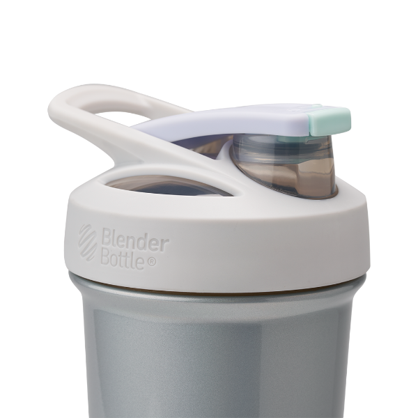 The Shaker Club - Stainless Sleek (9DAU)
