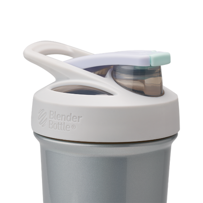 The Shaker Club - Stainless Sleek (9DAU)